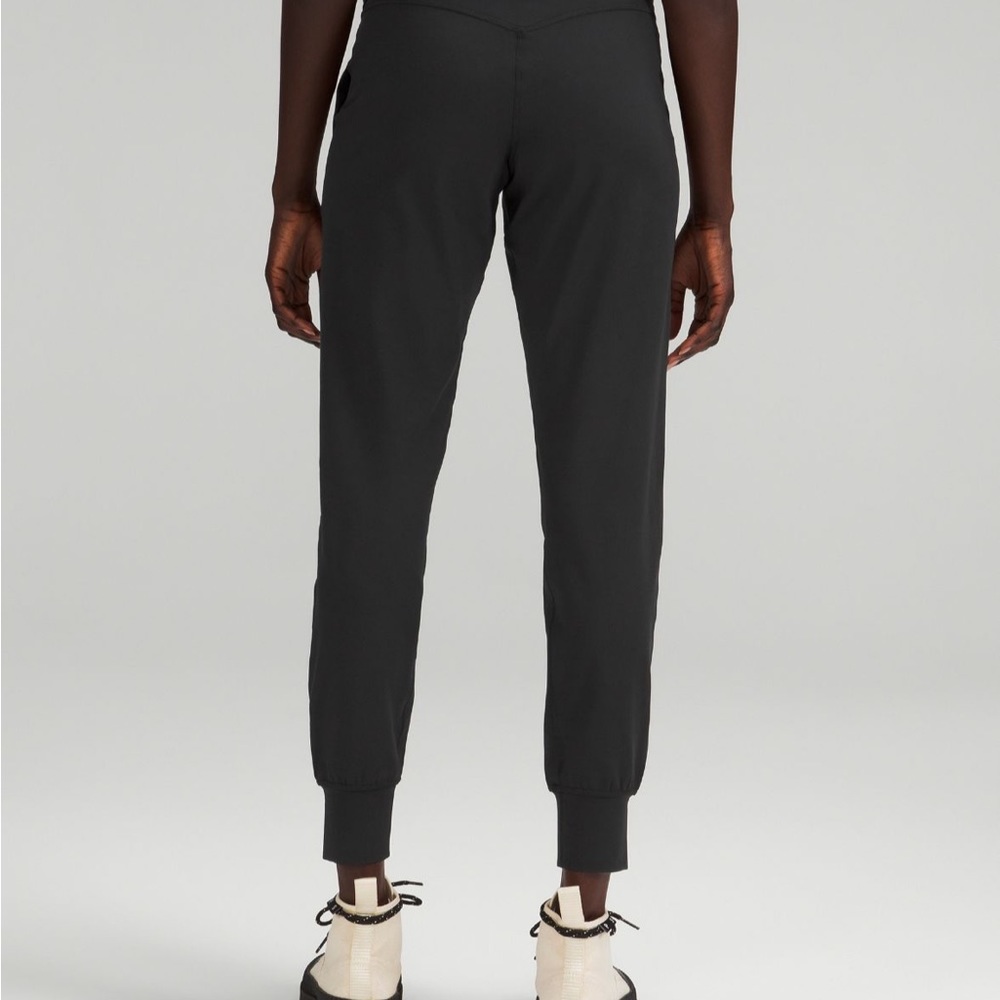 Lululemon Womens Full length align high-rise joggers BLACK (size 2)